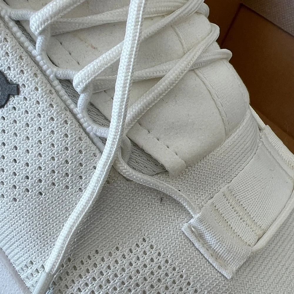 On Women’s Running Cloudnova 2 Sneakers in Undyed White, Size 9.5 - Picture 5 of 13